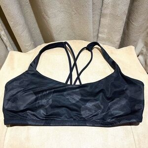 Lululemon Energy Bra Black Camo Print Size 10